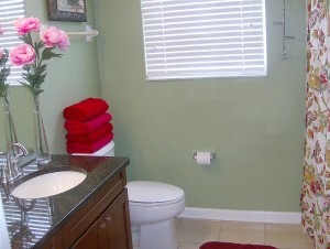 0620 Shared Bath